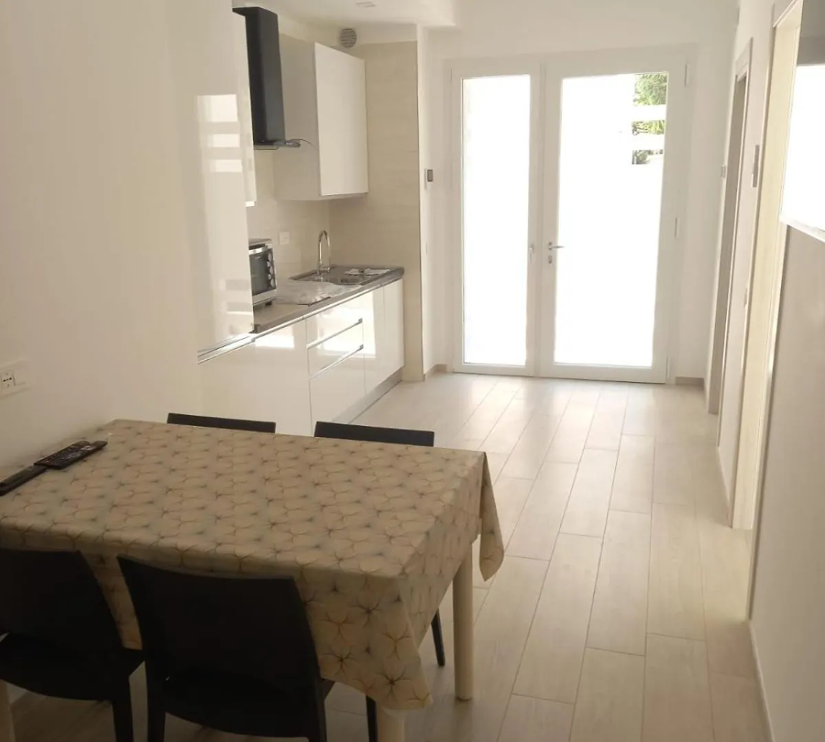 Casa Vacanze A Due Passi Dal Mare Cattolica 0*,