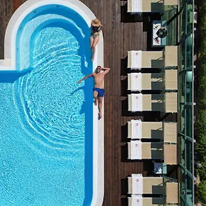 Hotel Universal, Cattolica