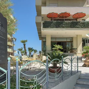 Napoleon Hotel